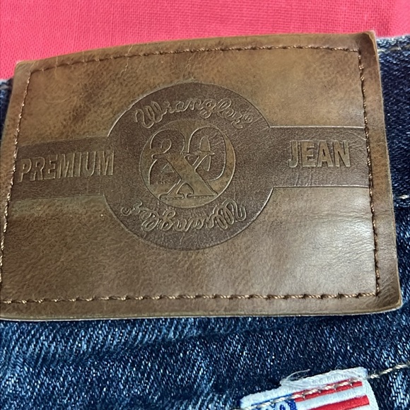 Wrangler 20x Dark Blue Women’s Denim Jeans. Size 3/4 x 34. - Picture 6 of 7